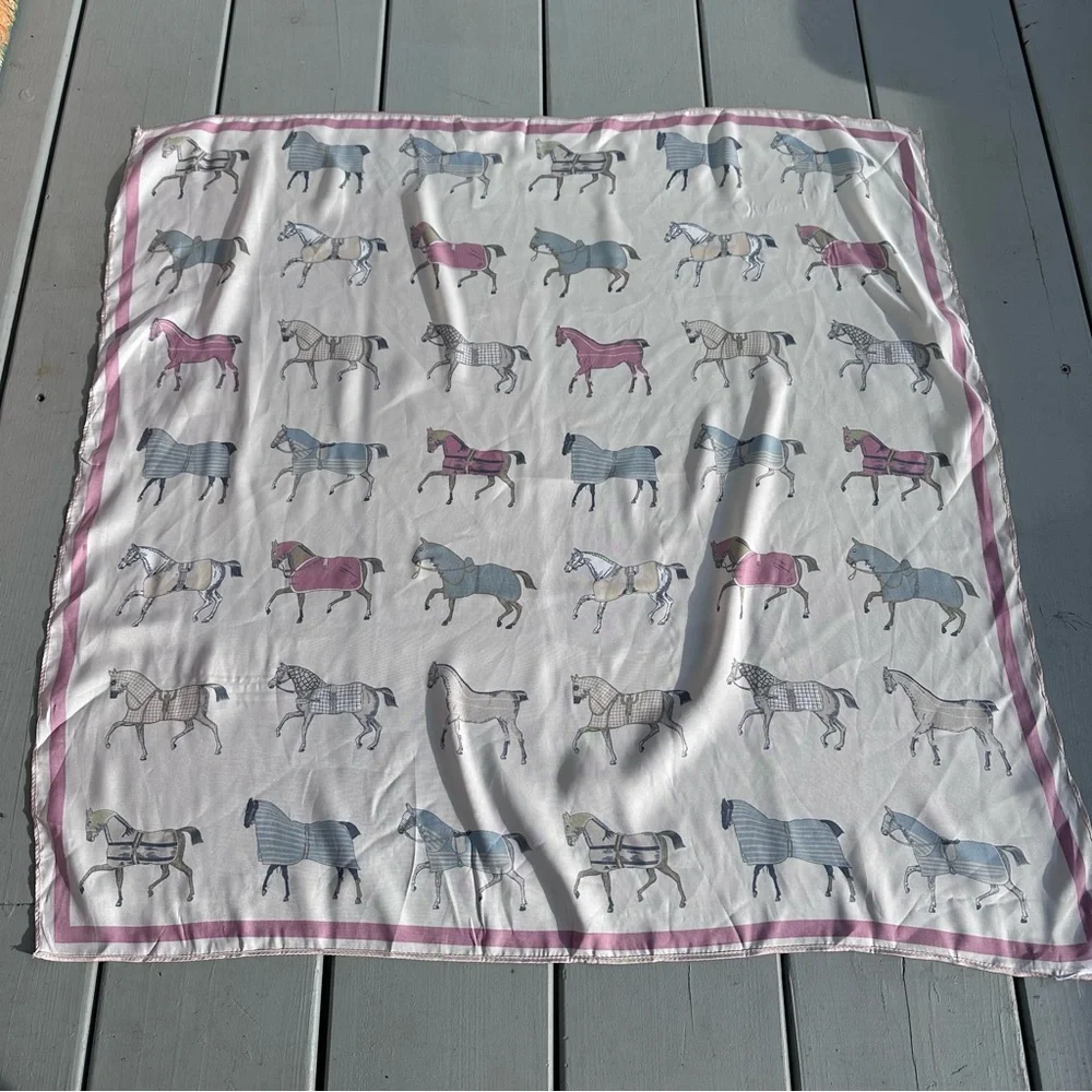American Saddlebred Club | Mini Horses in Blankets Scarf Wrap | Size 27